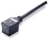 137655-mp4331-plug.jpg