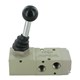 10197-32-lev-mono.jpg