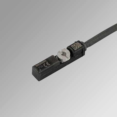 20370-t3-fcat01149.jpg