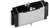 548381-p571-400.jpg