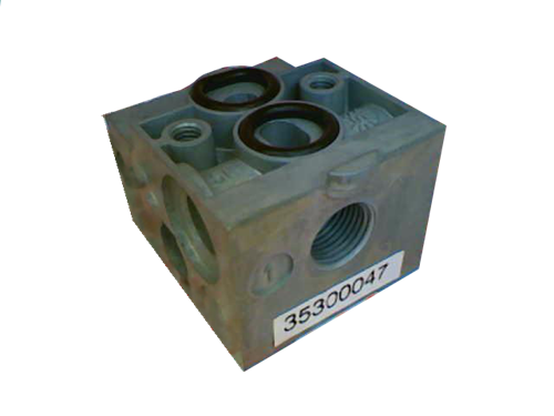 10520-35300047bis.png